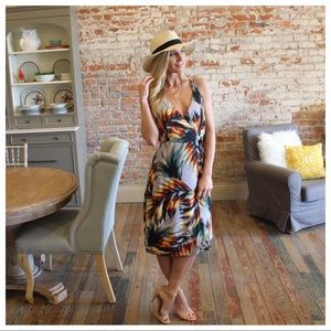 Infinity Raine Dresses - ✨LAST ✨Tropical print wrap dress Infinity Raine Dresses - ✨LAST ✨Tropical print wrap dress